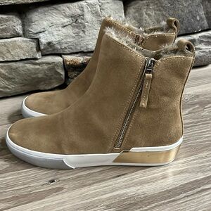 NWT Dolce Vita boots/9